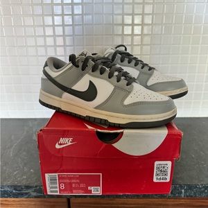 Nike dunk low “Light Smoke Gray” women’s 8 / men’s 6.5